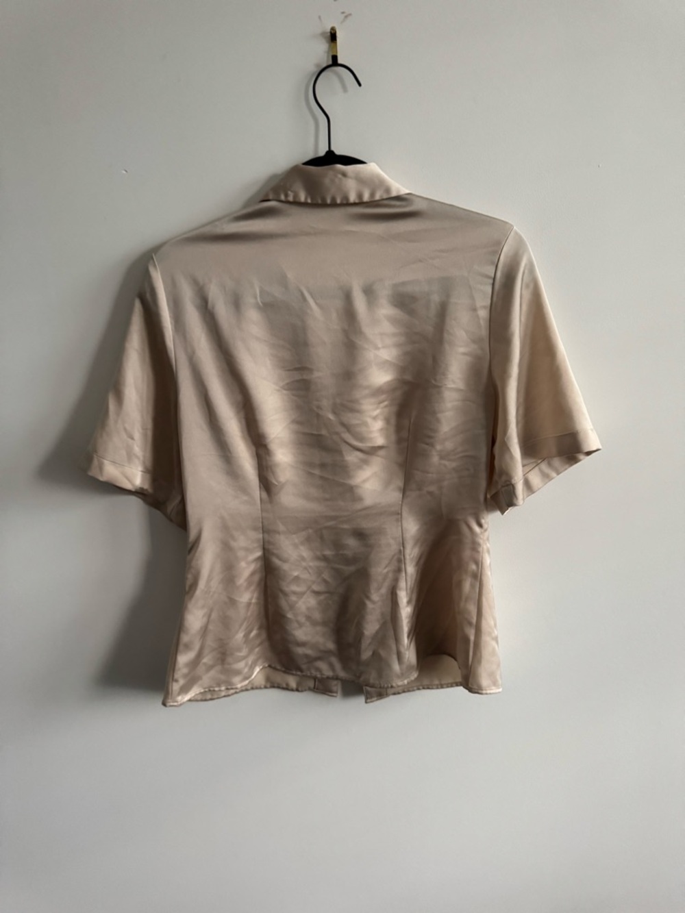 Abercrombie & Fitch Cream Satin Top - Picture 6 of 7